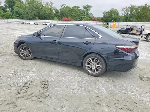 4T1BF1FK2HU682885 2017 TOYOTA CAMRY - Image 2