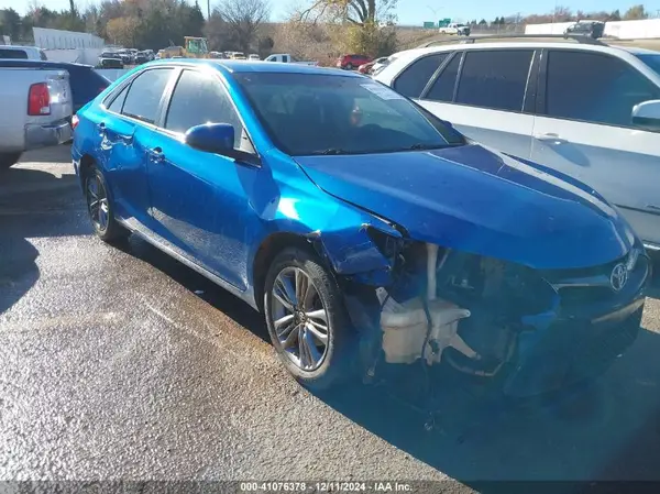 4T1BF1FK2HU683311 2017 TOYOTA CAMRY - Image 1