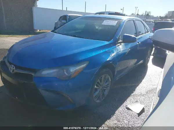 4T1BF1FK2HU683311 2017 TOYOTA CAMRY - Image 2