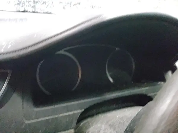 4T1BF1FK2HU685902 2017 TOYOTA CAMRY - Image 2