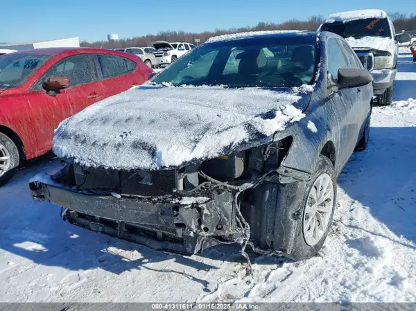 4T1BF1FK2HU686094 2017 TOYOTA CAMRY - Image 2