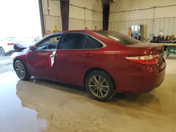 4T1BF1FK2HU686418 2017 TOYOTA CAMRY - Image 2