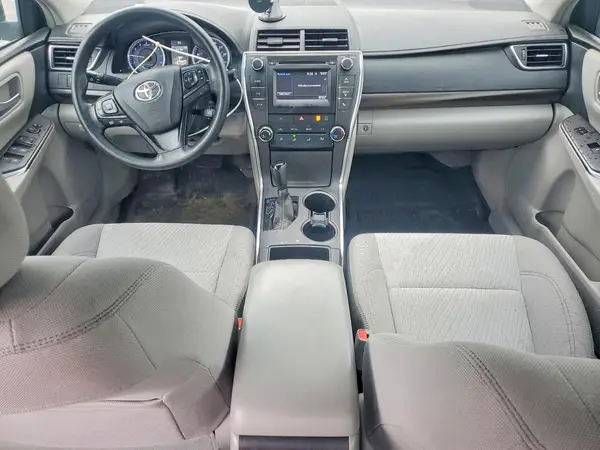 4T1BF1FK2HU686502 2017 TOYOTA CAMRY - Image 8