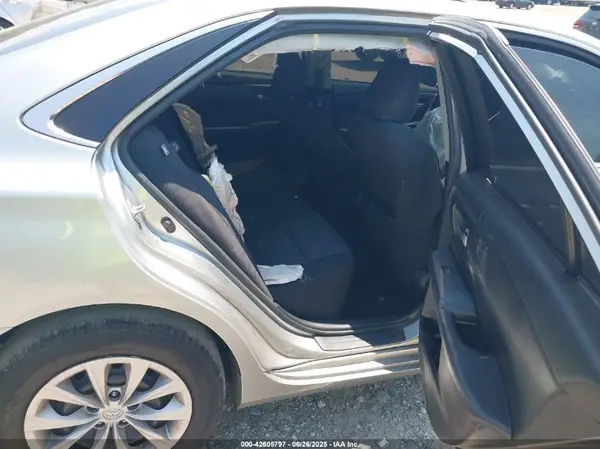 4T1BF1FK2HU689058 2017 TOYOTA CAMRY - Image 8