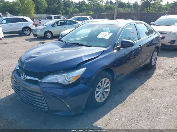 4T1BF1FK2HU691117 2017 TOYOTA CAMRY - Image 2