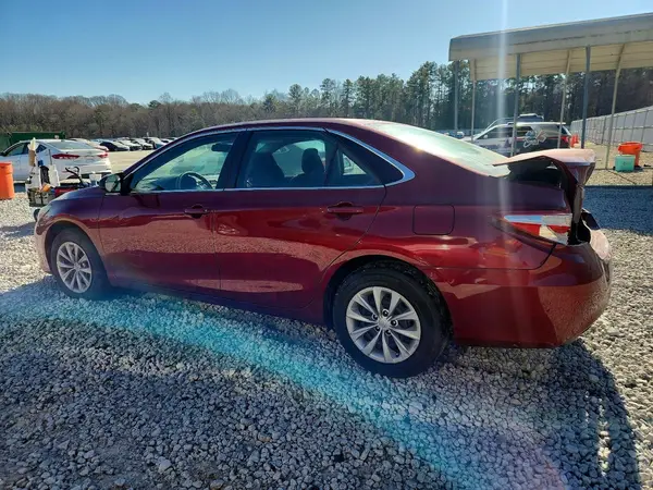 4T1BF1FK2HU699671 2017 TOYOTA CAMRY - Image 2