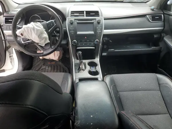 4T1BF1FK2HU702049 2017 TOYOTA CAMRY - Image 8