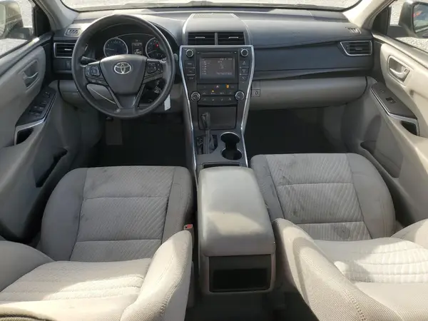 4T1BF1FK2HU704688 2017 TOYOTA CAMRY - Image 8