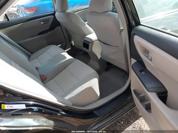 4T1BF1FK2HU706201 2017 TOYOTA CAMRY - Image 8