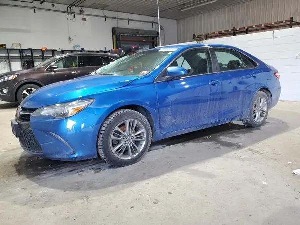4T1BF1FK2HU712290 2017 TOYOTA CAMRY - Image 1