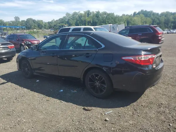 4T1BF1FK2HU714251 2017 TOYOTA CAMRY - Image 2