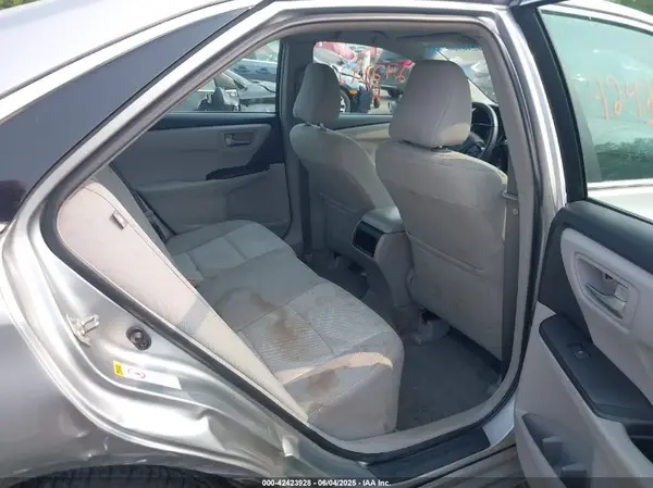 4T1BF1FK2HU722026 2017 TOYOTA CAMRY - Image 8