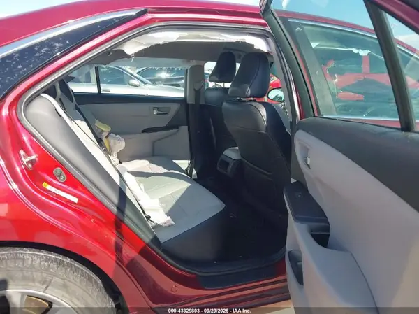4T1BF1FK2HU723421 2017 TOYOTA CAMRY - Image 8