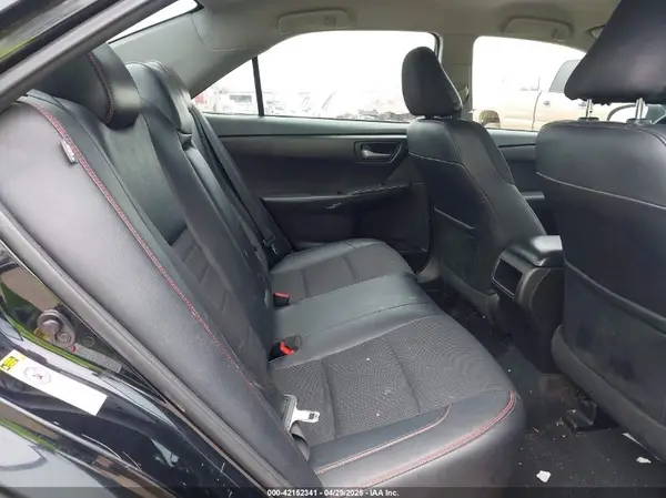 4T1BF1FK2HU724584 2017 TOYOTA CAMRY - Image 8