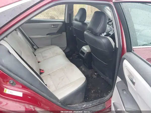 4T1BF1FK2HU725685 2017 TOYOTA CAMRY - Image 8