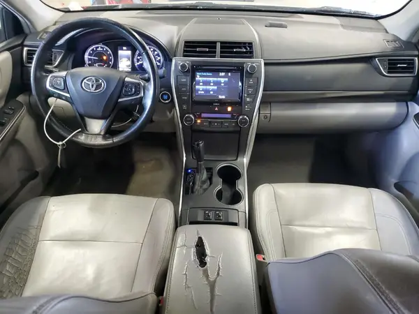 4T1BF1FK2HU727985 2017 TOYOTA CAMRY - Image 8