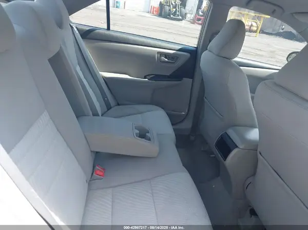 4T1BF1FK2HU733480 2017 TOYOTA CAMRY - Image 8