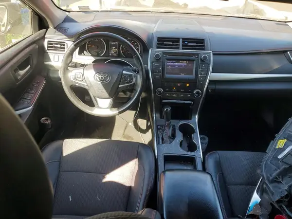 4T1BF1FK2HU735407 2017 TOYOTA CAMRY - Image 8