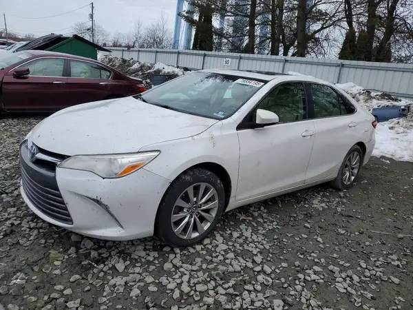 4T1BF1FK2HU735410 2017 TOYOTA CAMRY - Image 1