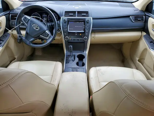 4T1BF1FK2HU735410 2017 TOYOTA CAMRY - Image 8