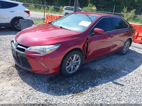 4T1BF1FK2HU737965 2017 TOYOTA CAMRY - Image 2