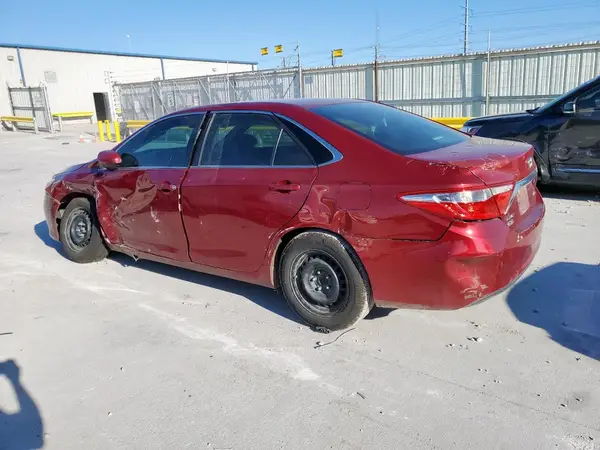 4T1BF1FK2HU737982 2017 TOYOTA CAMRY - Image 2