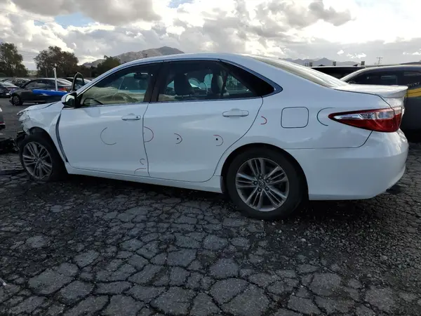 4T1BF1FK2HU746617 2017 TOYOTA CAMRY - Image 2