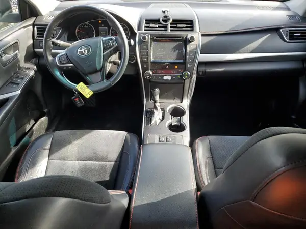 4T1BF1FK2HU749629 2017 TOYOTA CAMRY - Image 8