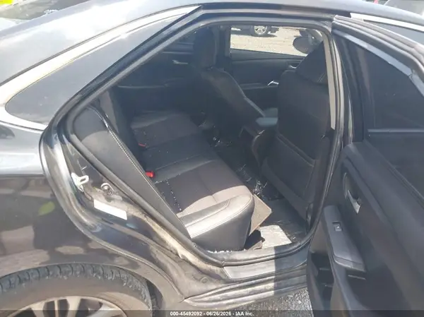 4T1BF1FK2HU750957 2017 TOYOTA CAMRY - Image 8