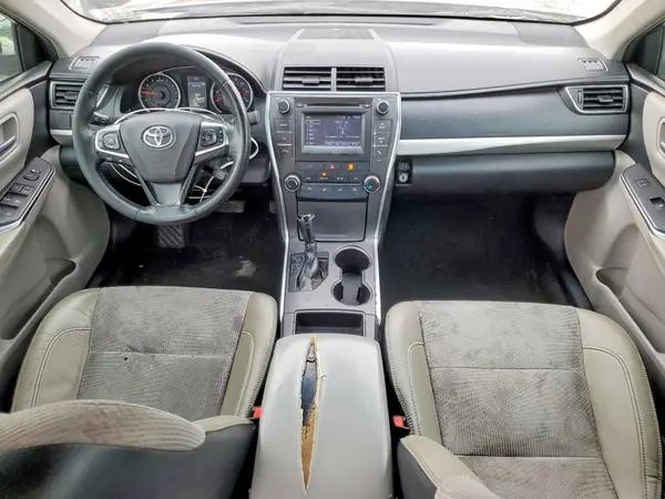 4T1BF1FK2HU752661 2017 TOYOTA CAMRY - Image 8