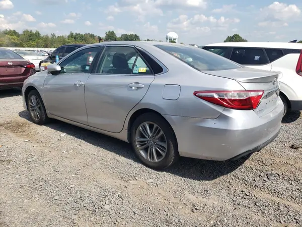 4T1BF1FK2HU753700 2017 TOYOTA CAMRY - Image 2