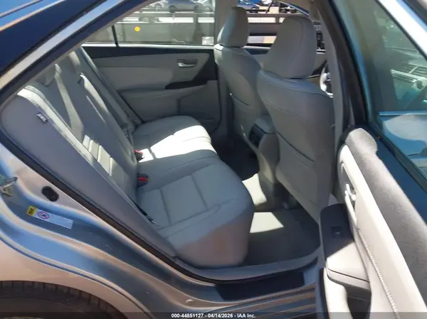 4T1BF1FK2HU754796 2017 TOYOTA CAMRY - Image 8