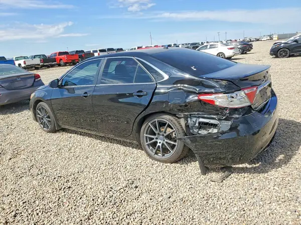 4T1BF1FK2HU756287 2017 TOYOTA CAMRY - Image 2