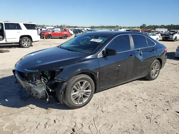 4T1BF1FK2HU757388 2017 TOYOTA CAMRY - Image 1