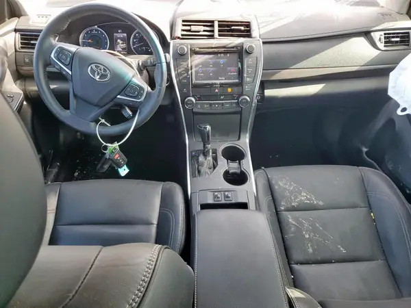 4T1BF1FK2HU759092 2017 TOYOTA CAMRY - Image 8