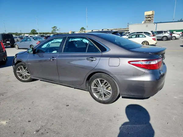 4T1BF1FK2HU759254 2017 TOYOTA CAMRY - Image 2