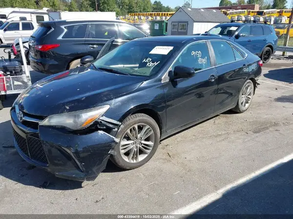 4T1BF1FK2HU779150 2017 TOYOTA CAMRY - Image 2