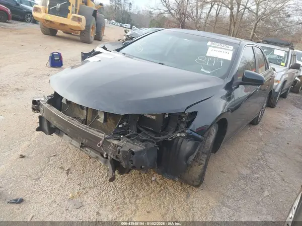 4T1BF1FK2HU780153 2017 TOYOTA CAMRY - Image 2