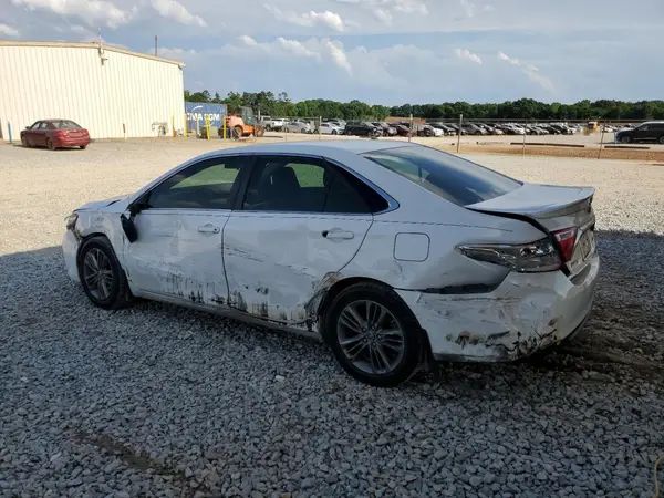 4T1BF1FK2HU788155 2017 TOYOTA CAMRY - Image 2