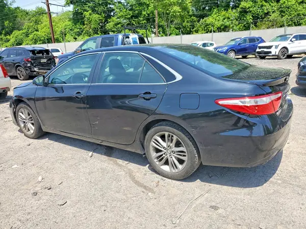 4T1BF1FK2HU789628 2017 TOYOTA CAMRY - Image 2