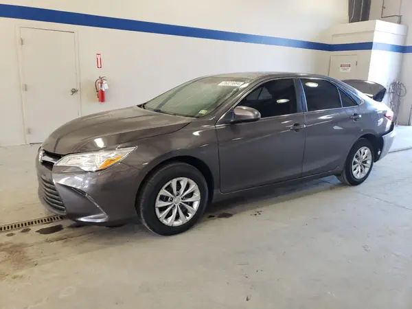 4T1BF1FK2HU789791 2017 TOYOTA CAMRY - Image 1