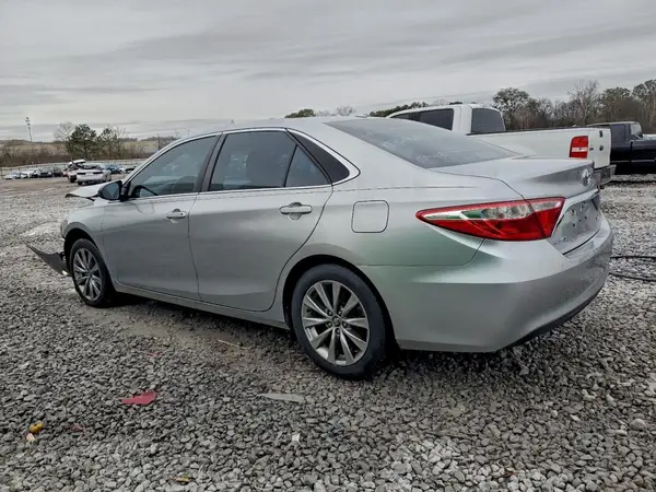 4T1BF1FK2HU793937 2017 TOYOTA CAMRY - Image 2