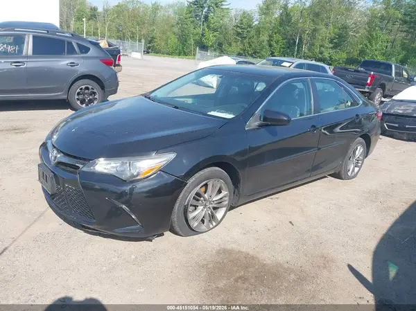4T1BF1FK2HU794358 2017 TOYOTA CAMRY - Image 2