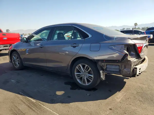 4T1BF1FK2HU794540 2017 TOYOTA CAMRY - Image 2