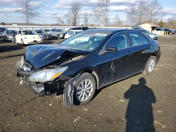 4T1BF1FK2HU797969 2017 TOYOTA CAMRY - Image 1