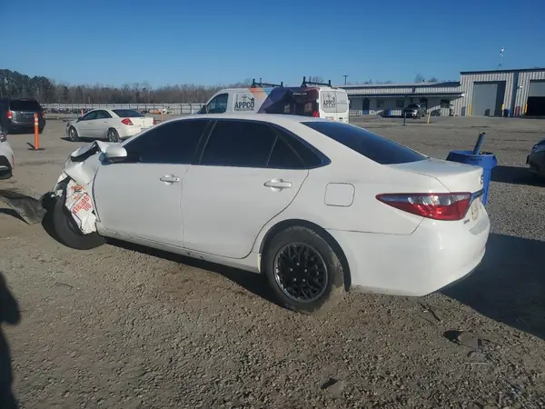 4T1BF1FK2HU799222 2017 TOYOTA CAMRY - Image 2