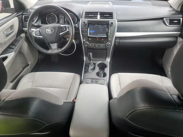 4T1BF1FK2HU800207 2017 TOYOTA CAMRY - Image 8