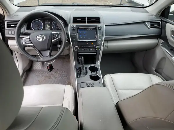 4T1BF1FK2HU803298 2017 TOYOTA CAMRY - Image 8