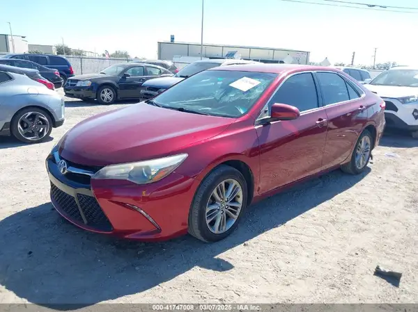 4T1BF1FK2HU805309 2017 TOYOTA CAMRY - Image 2