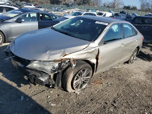 4T1BF1FK2HU809148 2017 TOYOTA CAMRY - Image 1